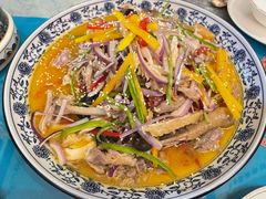 -一个勺子新疆锡伯主题私房菜(红墙巷49号院店)