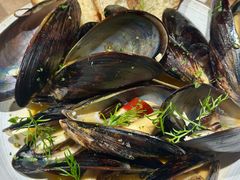 -LESCEDARS Brasserie Bistro香柏树