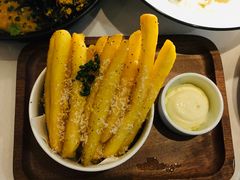 -阿妮叶李(光谷世界城店)