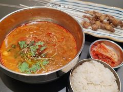 -许哥东北烧烤·铁丳烤串·宫后夹肉(繁花中心店)