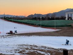 -华彬猛犸滑雪场