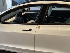 -TESLA 特斯拉(上海太古汇体验店)