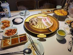 -猪啊牛呀羊啊铜盘烤肉(正大广场店)