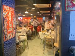 大堂-鲜入围煮花胶鸡海鲜火锅