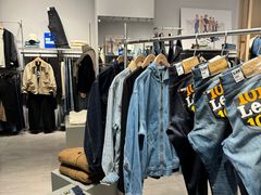 -万达广场(南昌红谷滩店)