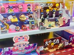 -泡泡玛特POPMART(上海环球港店)