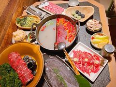 -三出山火锅(南京万象天地店)