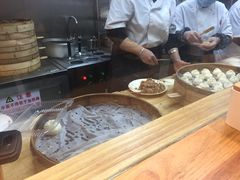 -凤起龙游老面包子(凯德晶品店)