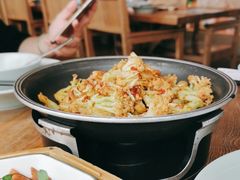 -蜜桃餐厅·伴山(湖滨商业街店)