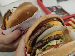 -In-N-Out Burger(LAX)