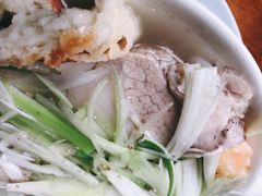 -金卯白肉罩火烧