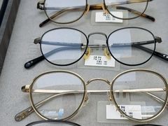 -视野联行眼镜·蔡司·尼康战略合作店(城西银泰店)