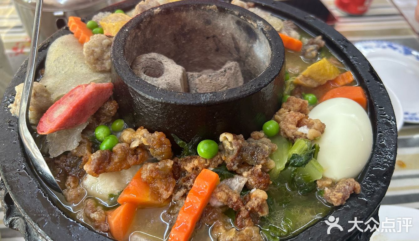 点了一个138的套餐，发现两个人根本吃不了，剩下很多