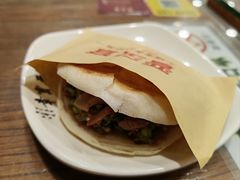 腊汁肉夹馍-晋宝章大同刀削面(月坛店)