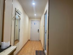 -华艺酒店(文化宫地铁站店)