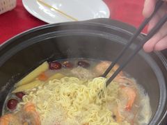 -花苑美食横琴生蚝火锅(拱北粤华路店)