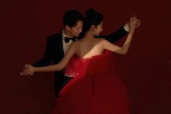 -易摄影婚纱摄影工作室