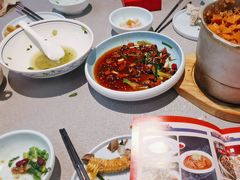 -有红鸡毛店·川菜(建设路店)