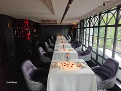 -弦月窗LUNETTE BY AMANDA(复兴路店)