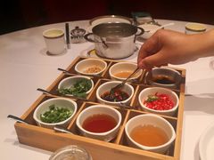 -翡翠小城·海鲜豆捞·广式点心(老佛爷店)