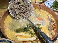 -洱火云南酸菜牛肉火锅(石景山当代商城店)