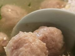 -巩本明鱼屋子