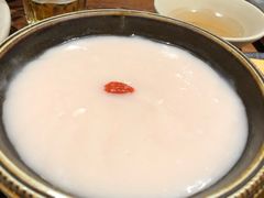 老牌坊鱼豆花-老牌坊云南鱼豆花火锅(爱建店)