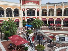 -佛罗伦萨小镇广佛名品奥特莱斯(疏港路店)