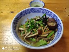 -沪西老弄堂面馆(定西路店)