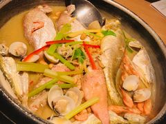 野生杂鱼煲-珍味汤馆·潮汕家乡菜(保利文化广场店)