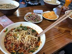 -菲哥麻辣烫(贵山小区店)