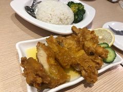 -佰搭果·广式茶餐厅(西华路店)