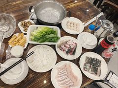 -正能量脆肉鲩火锅