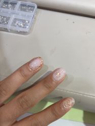 -晨·艺美甲美睫