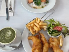 -Bully Hayes Restaurant & Bar