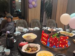 -有红鸡毛店·川菜(建设路店)