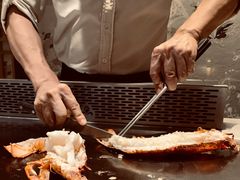 铁板鲜活龙虾佐甜玉米芝士白酱-LH TEPPANYAKI铁板烧(陆家嘴店)