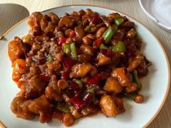 宫保鸡丁-小船渔村•大连菜•大连焖鱼(黄河路店)