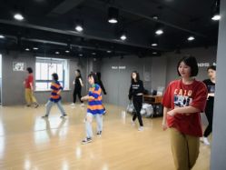 -DOS HOP潮上舞蹈