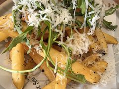 黑松露帕玛森芝士带皮薯条-O'mills Sourdough Bakery&Bistro(永嘉路店)