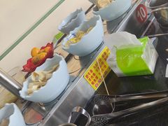 -轩于鲜旋转自助小火锅(新之城购物广场店)