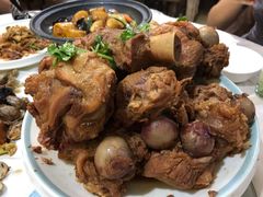 酱骨棒-东北哈尔滨酱骨头馆房掌柜铁锅炖