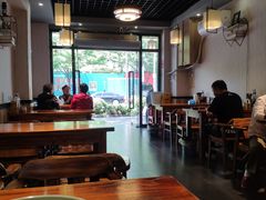 大堂-老外婆本帮面(塔城路店)