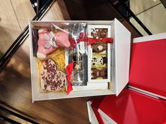 -Laderach 莱德拉(上海环贸iapm店)