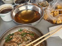 -正宗杨记普洱酸醋米线(总店)