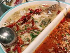 -姚姚酸菜鱼·金戈戈香港豉油鸡(喜荟城联名店)