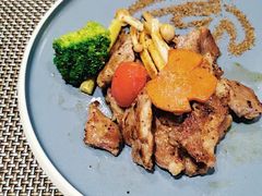 -V Bar海景扒房(北海湾惠龙万达嘉华酒店)