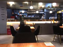 -POKEE VIA&Brunch·维娅(重庆来福士店)