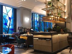 -港丽餐厅(高德置地店)