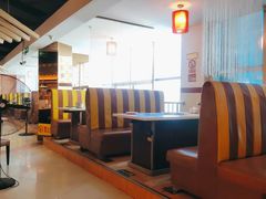 卡座-北京汉丽轩海鲜烤肉自助火锅一体(中百店)
